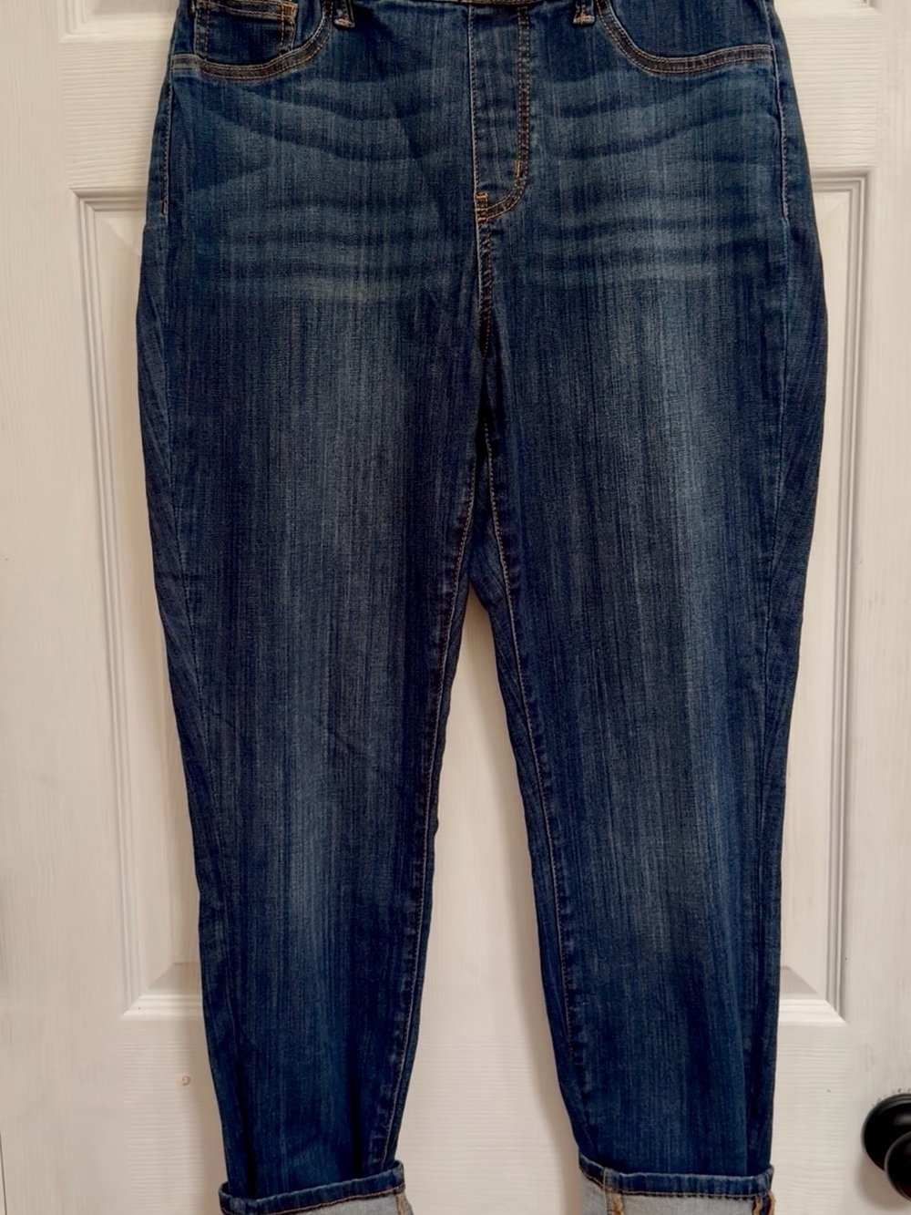 Judy Blue Pull-on Skinny Jeans. Sz. 9